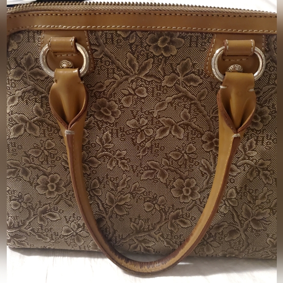 Victor Hugo | Leather Goods Signature Handbag - Picture 8 of 15